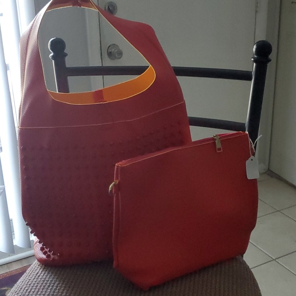 Glamor Stud Bag 🎒